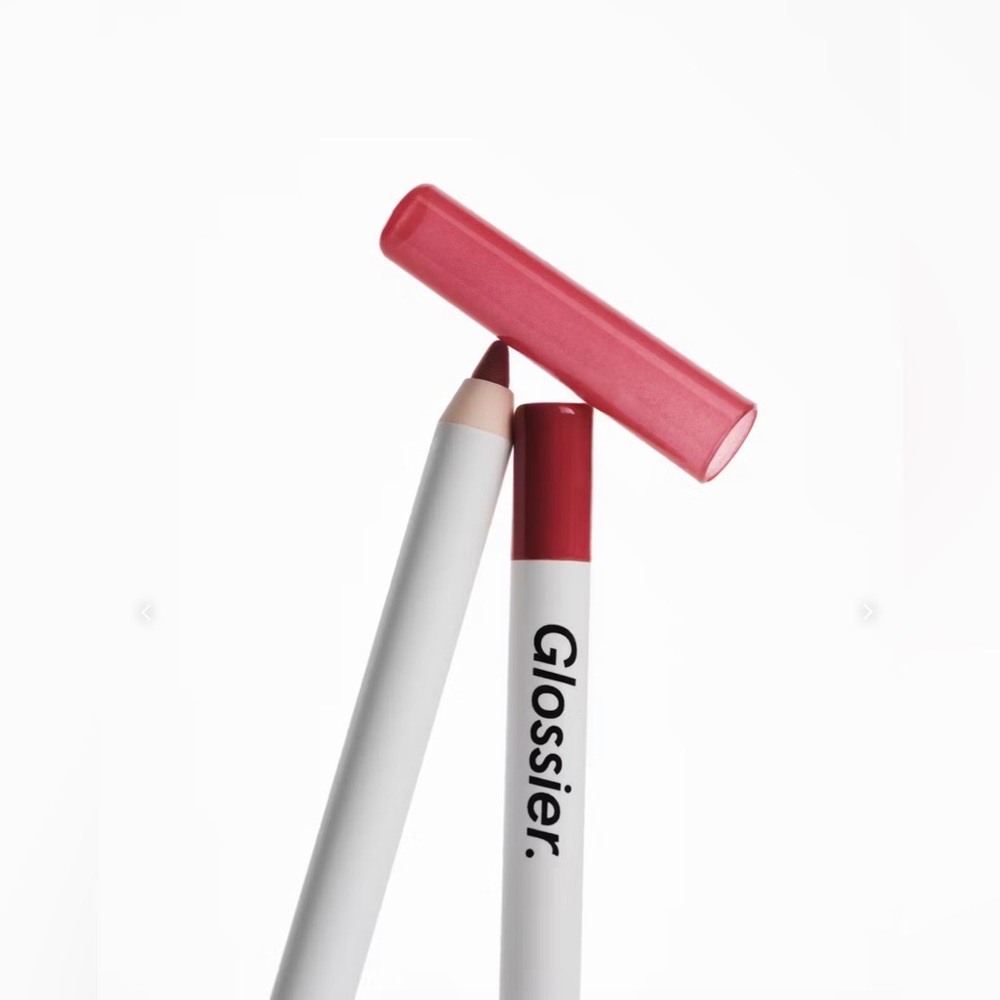 Glossier black cherry Lip Liner